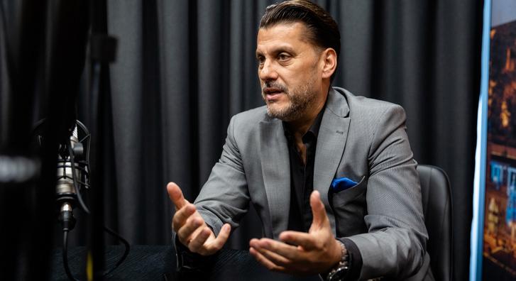 Kökény Attila előre félti a nyomdokait követő fiát: Jobban örültem volna, ha más szakmát választ - Index