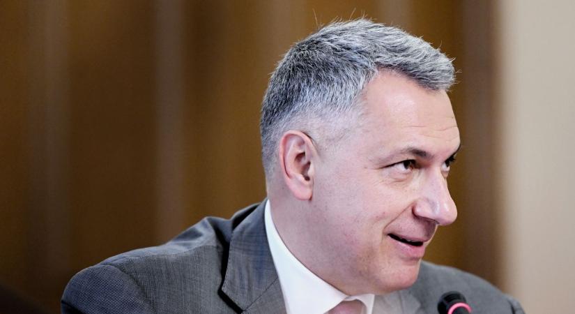 Lázár Jánosék rejtélyes egyeztetéseken hitegettek a plázastop szigorításáról - HVG - Gazdaság