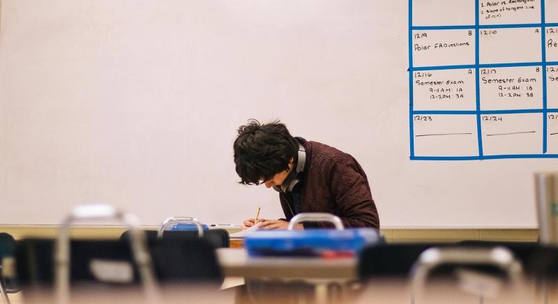 Matematikával folytatódik szerdán a nyolcadikosok képességvizsgája - Maszol
