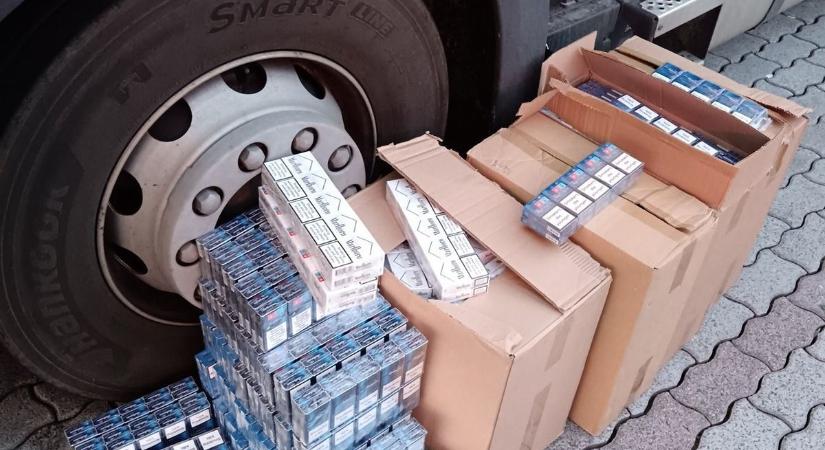 Duplán ünnepelt a NAV, az év legmerészebb csempészét kapták el az M3-ason - Heol
