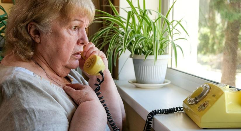 Így működött a brit központú bűnszervezet, amely 27 milliót csalt ki idős magyaroktól - BAON