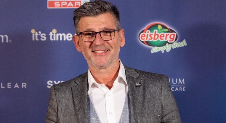 Ismét apa lesz az 55 éves Kárász Róbert, kiderült, milyen nemű babát vár felesége - Index