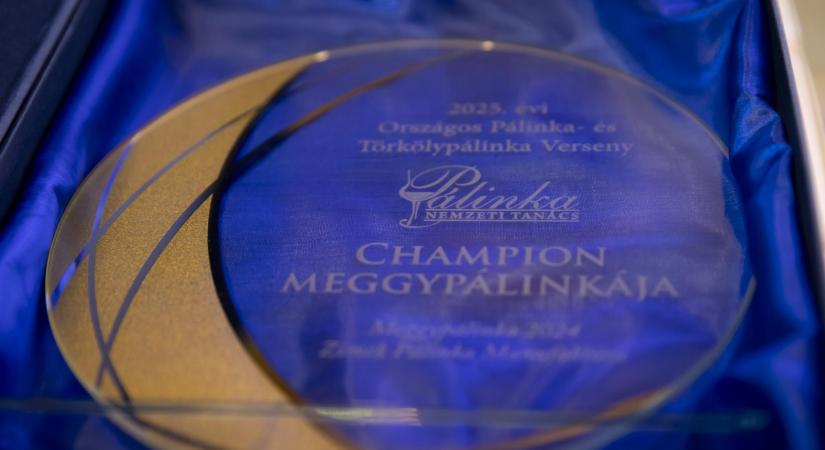 Díjátadóval zárult az idei Országos Pálinka- és Törkölypálinka verseny - Agrotrend