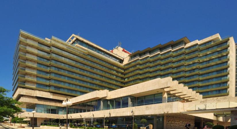Tiborcz István veszi meg a Marriott Hotelt - HVG - Gazdaság
