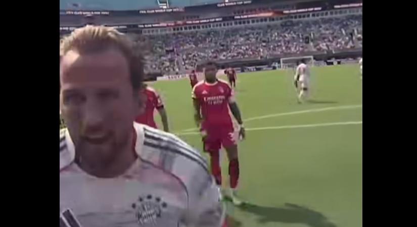 Ilyet se láttunk még: a bíró testkamerája rögzítette, hogyan esnek neki a Bayern reklamáló játékosai - HVG - Sport