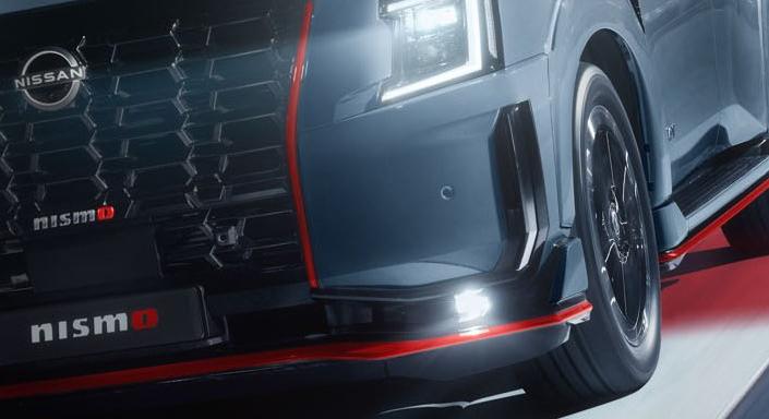 Nem épített még ilyen nehéz sportautót a Nissan - Vezess