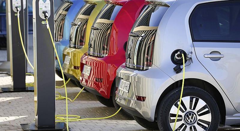 Ha lassan is, de nő az elektromos autók részaránya az EU-ban - autopro
