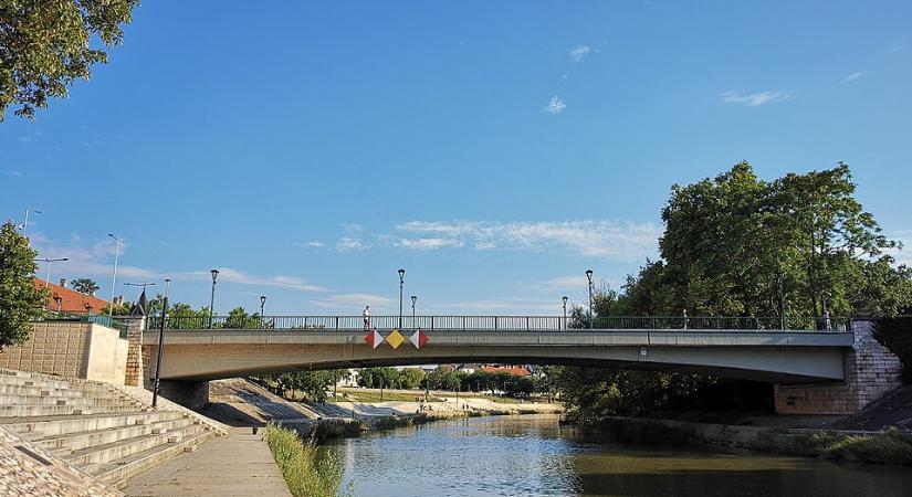 Hídfenntartási munkákat végeznek a Rába-kettős hídon - Győr Plusz