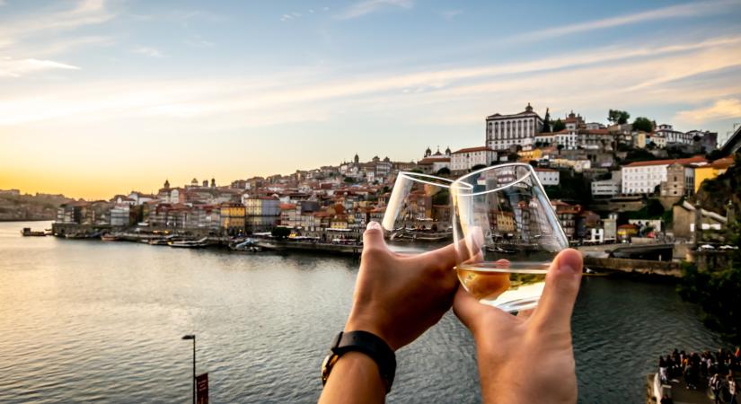 Mától tilos az utcán alkoholt inni Európa egyik legvágyottabb városában - Roadster