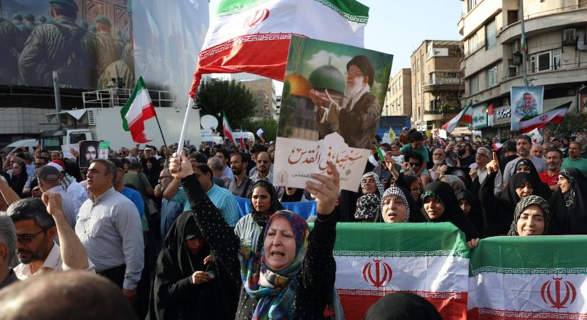 Irán, a fogatlan oroszlán - Demokrata