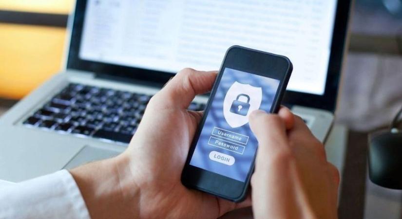 Telefonos csalásra figyelmeztette ügyfeleit egy hazai szolgáltató - VG