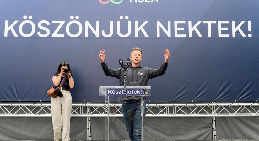 Felmérésben igazolta a Medián, hogy rontaná a Tisza választási esélyeit, ha összefog más párttal - Népszava