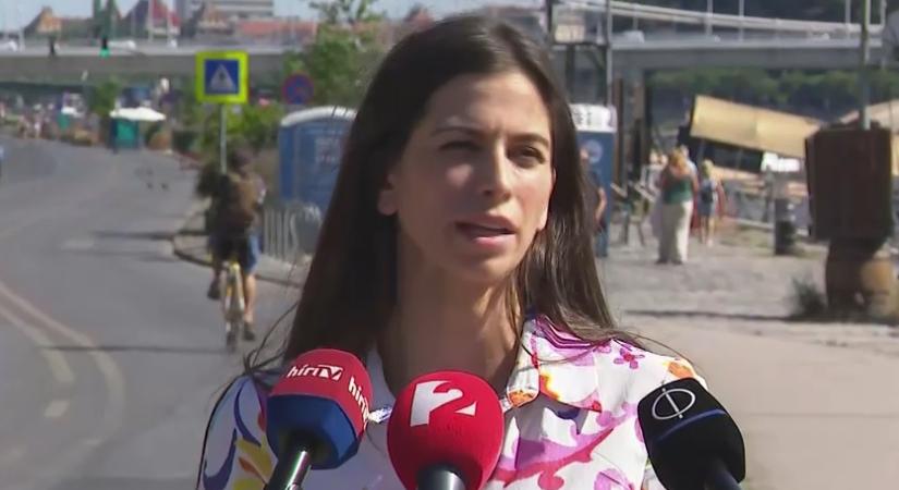 Rendkívüli sajtótájékoztatót tartott Szentkirályi Alexandra  videó - HírTV