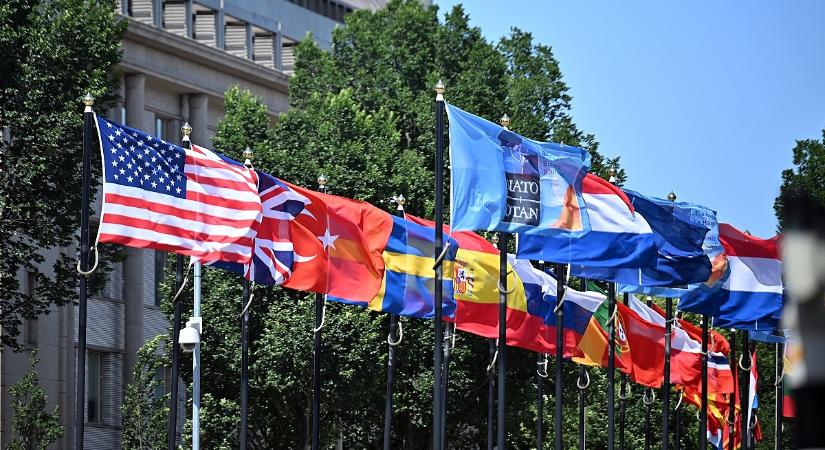 Radikális döntést hozott a NATO: ez mindent megváltoztat - Napi.hu