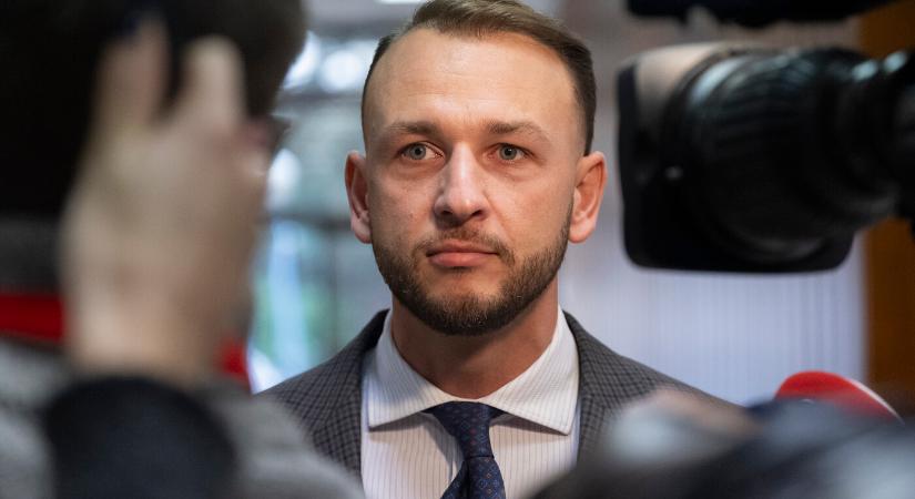 Šutaj Eštok: A plusz védelmi kiadásokat duális projektekre kell fordítani - Új Szó