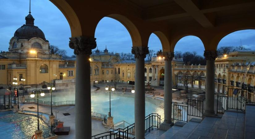 Vízben hűsölve is mozizhatunk Budapesten - kultura.hu
