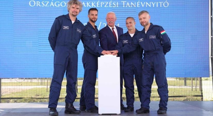 Negyvenöt év után újra magyar az űrben – Kapu Tibor fellövése történelmi pillanat volt - Teol