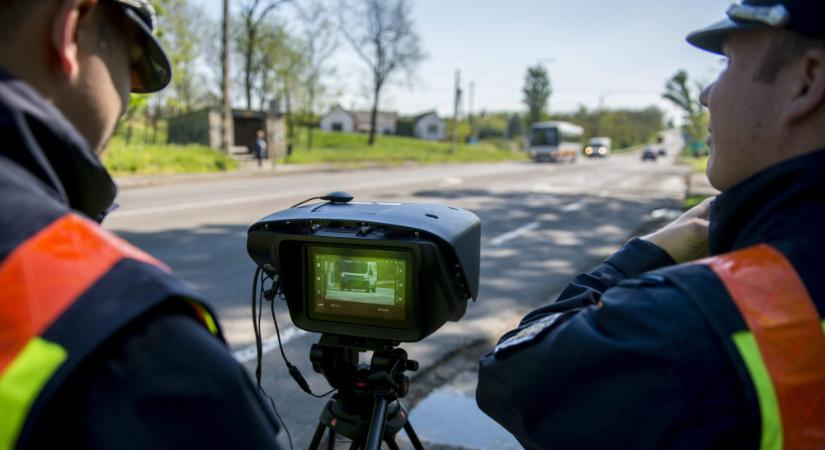 Nem lassítanak a rendőrök – levadászták a gyorshajtókat - Infostart