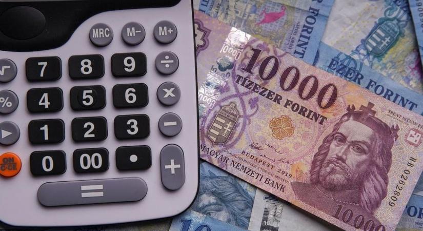 Prémiumok Pécsen – mutatjuk, kiknek jár a 100 százalékos összeg! - Bama