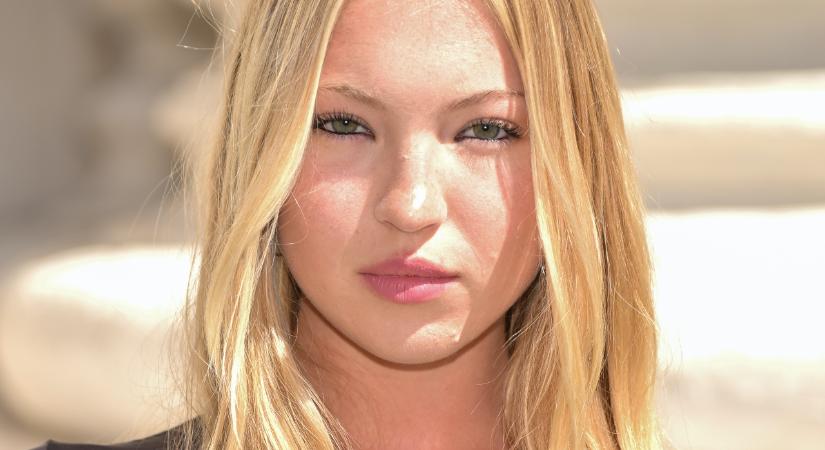 Kate Moss lányának áttetsző felsője lopta el a show-t a divathéten - Nlc