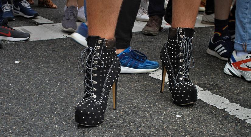 Kizárás fenyegeti a CSU veteránját egy drag queen elleni tüntetés miatt - Körkép
