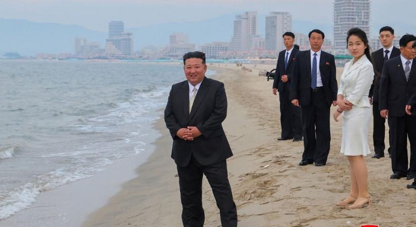 Kim Dzsongun átadott egy tengerparti üdülőt - HVG - Világ
