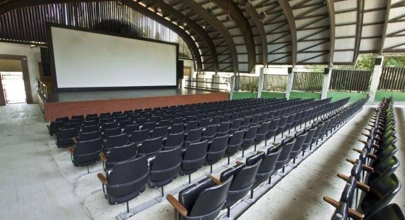 Nyit a kertmozi! Plusz programmal bővül a fürdőváros júliustól - Zaol