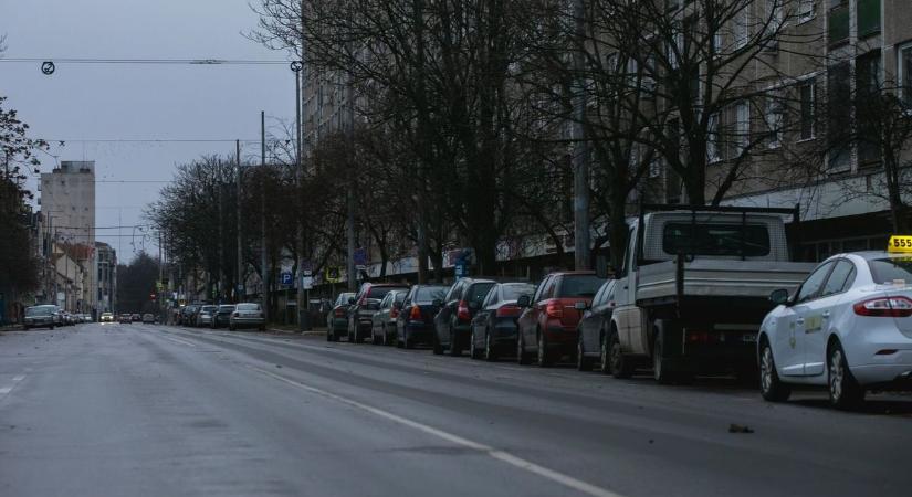 Lassan, vontatottan beszéltek, szemük véreres volt: lebuktak a Csapó utcában bekábítószerezve kocsikázók - Haon