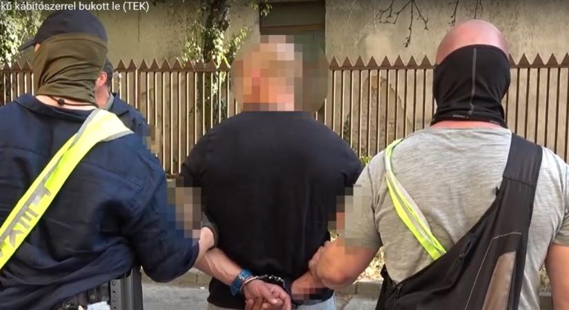 TEK-esek csaptak le egy drogkereskedőre Budapesten, 70 millió forintnyi marihuána volt a bérelt raktárában - 24.hu