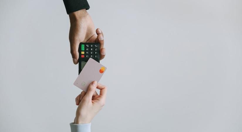 Egy kattintás a boldogságért: tízből kilenc magyar impulzusvásárló - Technokrata