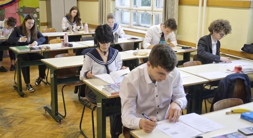 Nap kérdése: lehet javítani az előrehozott emelt szintű érettségit az érettségi bizonyítvány megszerzése előtt? - Eduline