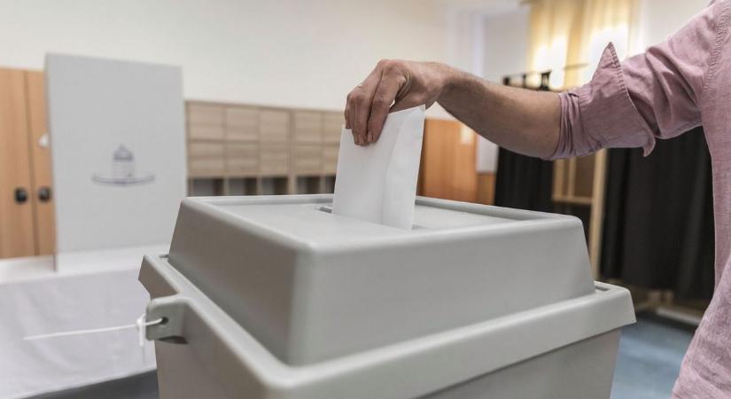 Új választás lesz, feloszlatta magát a képviselő-testület - Bama