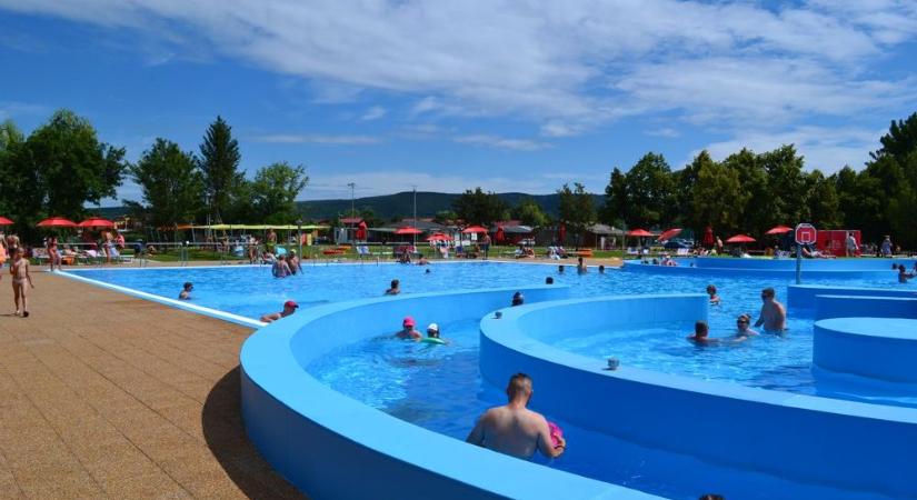 A Vadas fürdő továbbra is zárva marad, folytatódik a medencék fertőtlenítése és tisztítása - Körkép