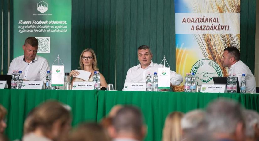 Veszélyben az agrárium: kellenek a fiatalok és jönnek a támogatások – erről is szólt a gazdafórum Debrecenben! - Haon