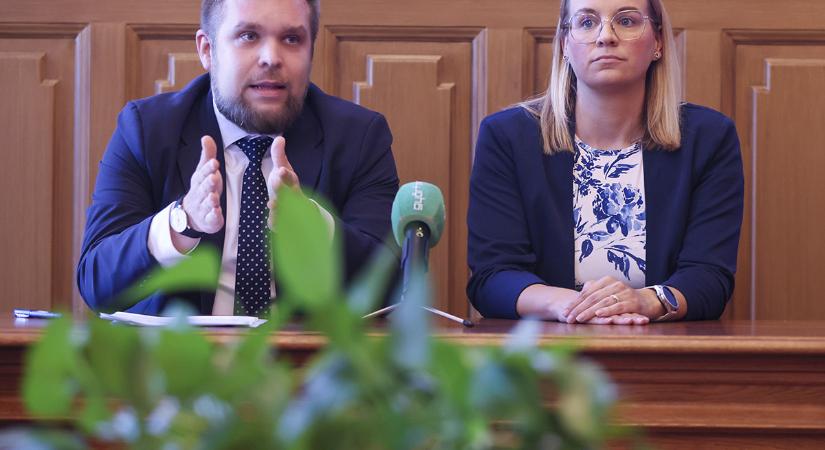 Alpolgármester-jelöltjéről tartott sajtótájékoztatót Pintér Bence - Győr Plusz