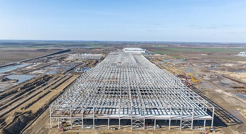 Nem függeszti fel debreceni beruházását a CATL - autopro