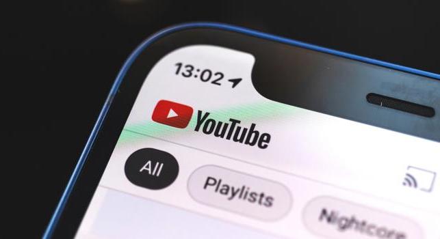Nem vagy még 16? Akkor hozd anyut is, ha élőznél a YouTube-on - Esport 1
