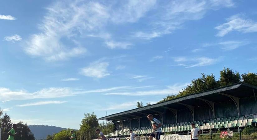 Feljutásának 30 éves jubileumát ünnepli a tornaljai fociklub - Új Szó