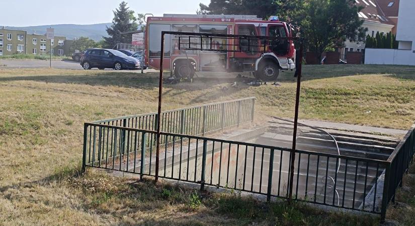 Óriási a baj az Avason! Füsttenger ömlik az aluljáróból - Boon