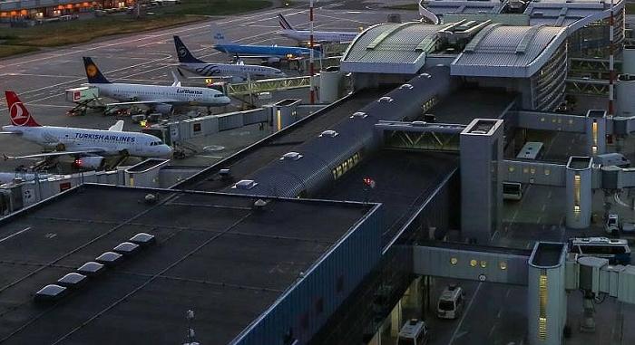 Tavaly 70 százalékkal csökkent a bukaresti Henri Coanda repülőtér utasforgalma
