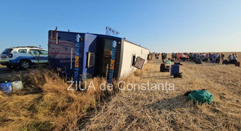 Felborult egy ukránokat szállító busz Romániában – sérültek - Kárpátinfo