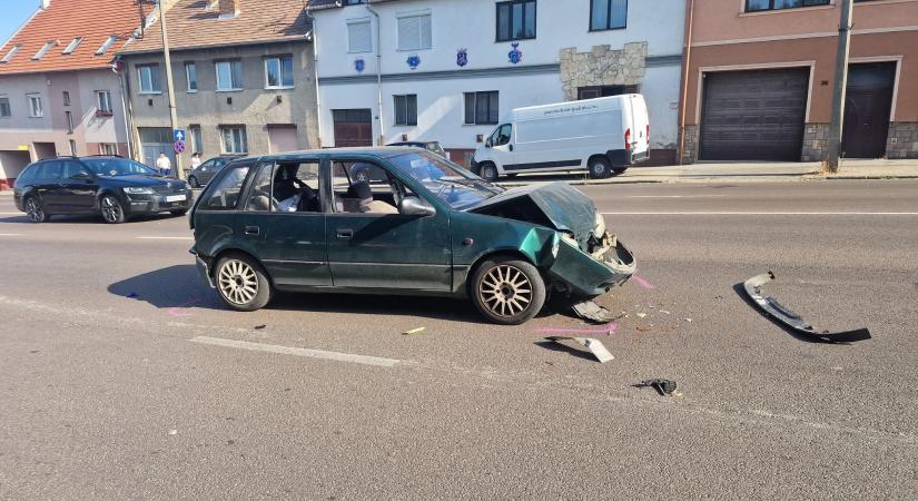 Baleset a 25-ös út egri szakaszán - Egri Ügyek