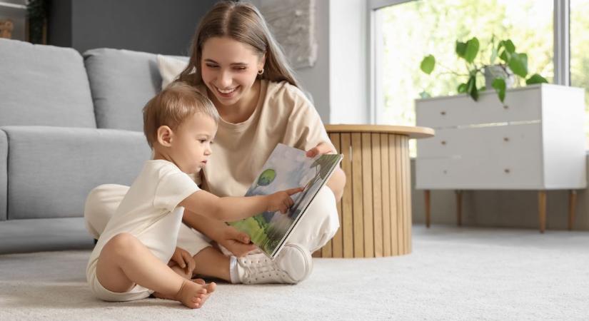 Július 1-jétől munkavégzés mellett is jár a csecsemőgondozási díj - Zaol