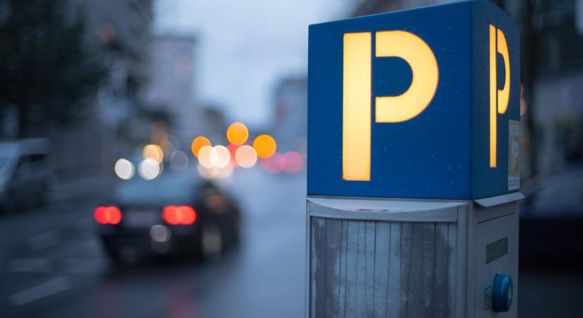 Újabb helyen jelent meg a parkolási csalás – óvatosan az automatáknál - Infostart