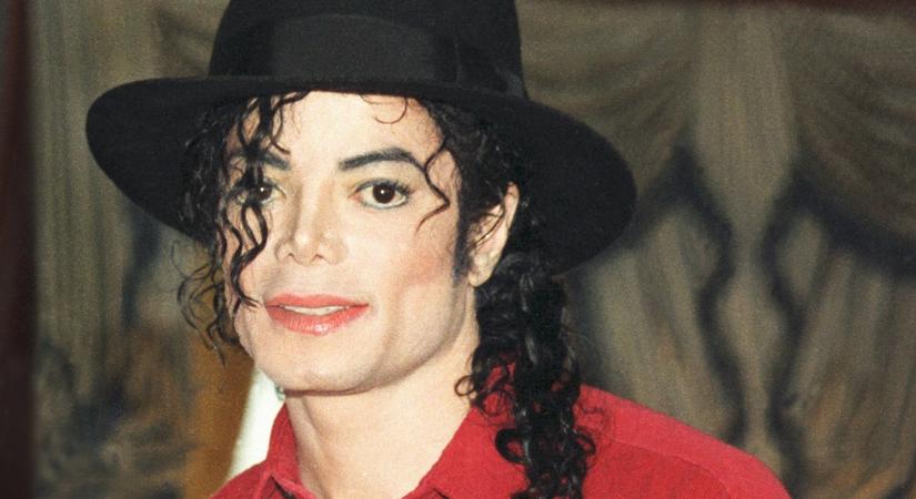 Ő Michael Jackson ritkán látott fia – Friss fotókon a 23 éves Bigi - Filmezzünk!