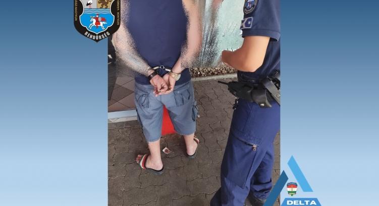 Szerfogyasztó díler csuklóján kattant a bilincs - Szolnoki Napló