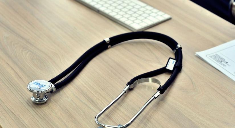 Egy napon át szünetelnek a szakrendelések Debrecenben - Civishír