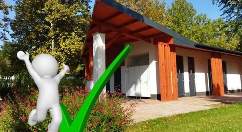 Feloldották a fürdési tilalmat a Balaton népszerű strandján - Veol