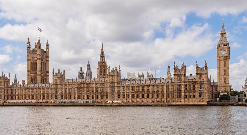 Brutális fordulat: a britek szerint már nincs baj Ukrajnában – visszaküldenék a menekülteket - Mandiner