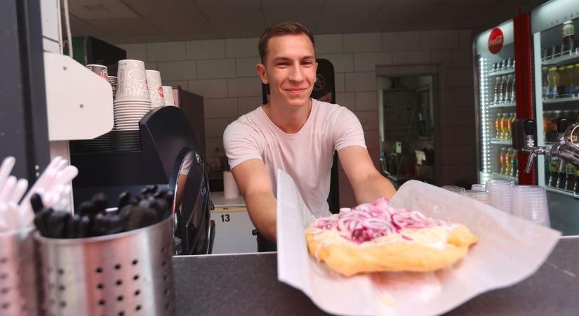Sajtos, tejfölös vagy nutellás? A lángost mindenhogy szeretjük! - Bama